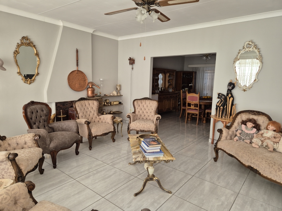 3 Bedroom Property for Sale in Flamwood North West